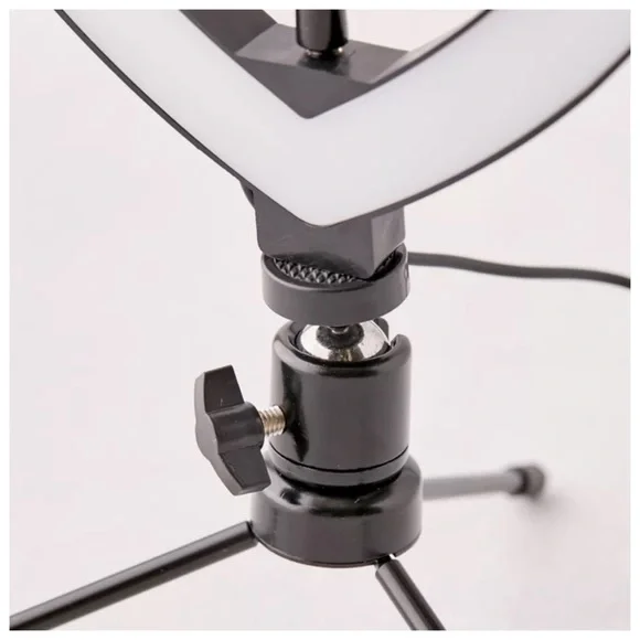 Brilliant Ideas Heart-Shaped Vlogging Ring Light - Picture 3 of 6